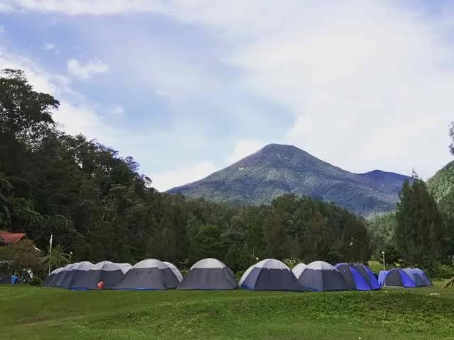 Hotel Tapian Taruko Camp Bukittinggi Exterior foto