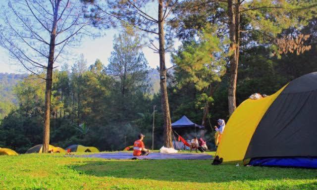 Hotel Tapian Taruko Camp Bukittinggi Exterior foto