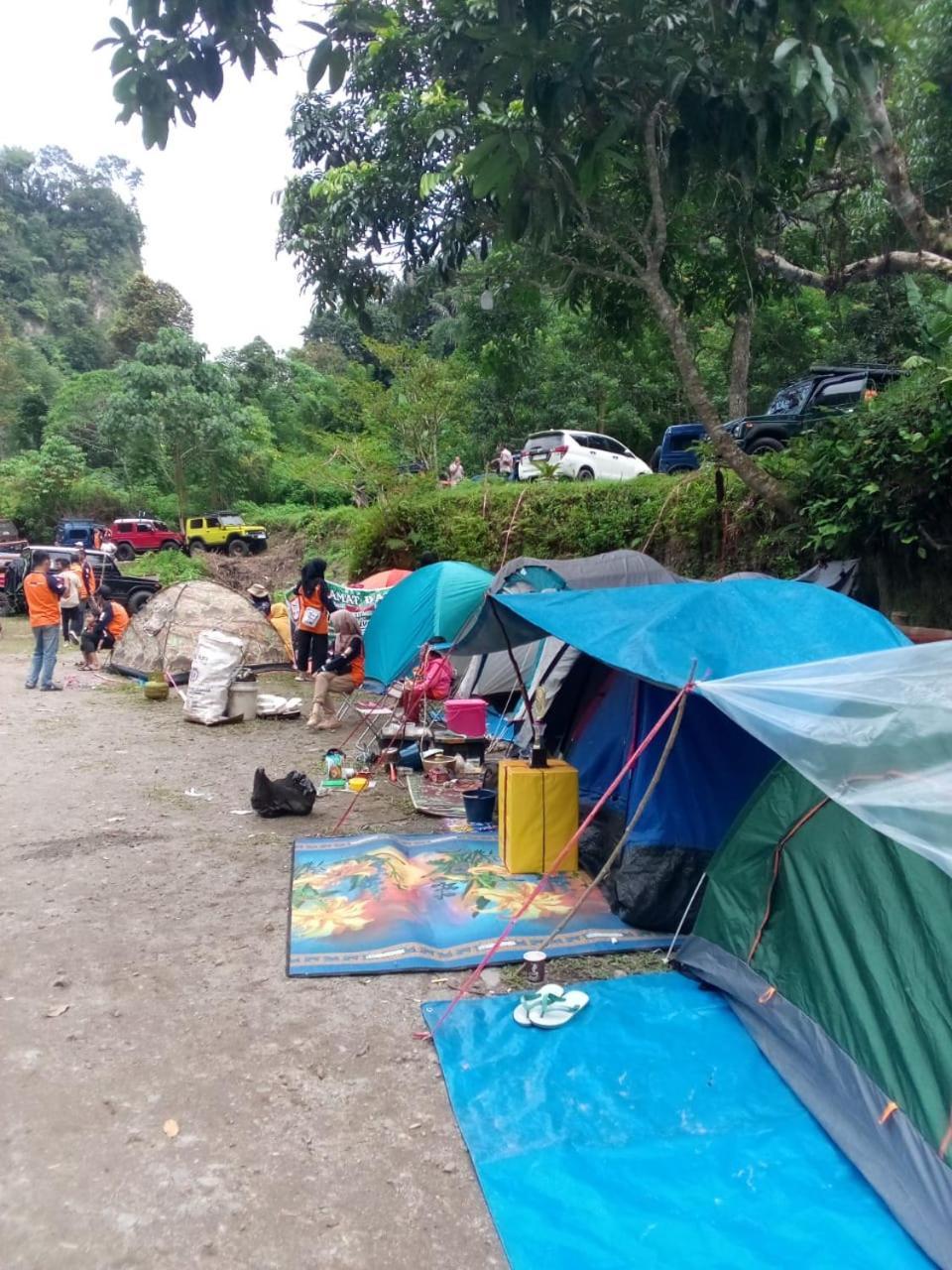 Hotel Tapian Taruko Camp Bukittinggi Exterior foto