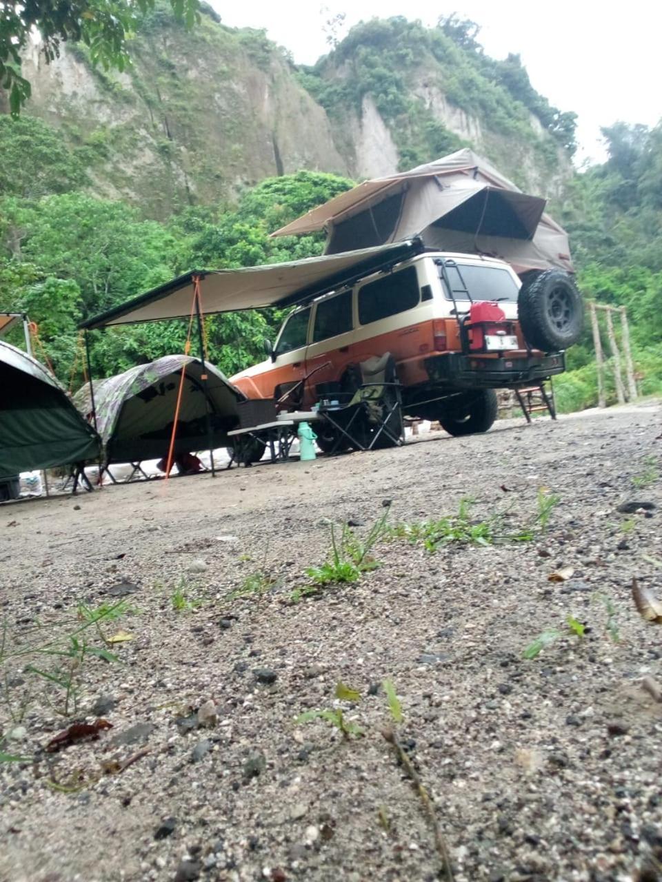 Hotel Tapian Taruko Camp Bukittinggi Exterior foto